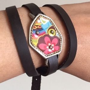 Leather bracelet artists made unique style